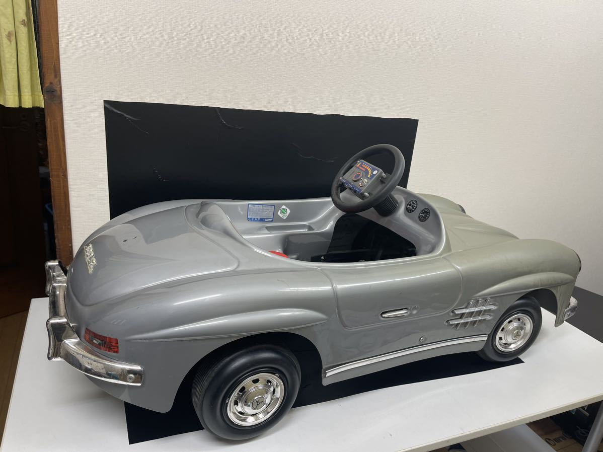 大特価放出! メルセデスベンツ300SL トシマ製 乗用玩具 ペダルカー