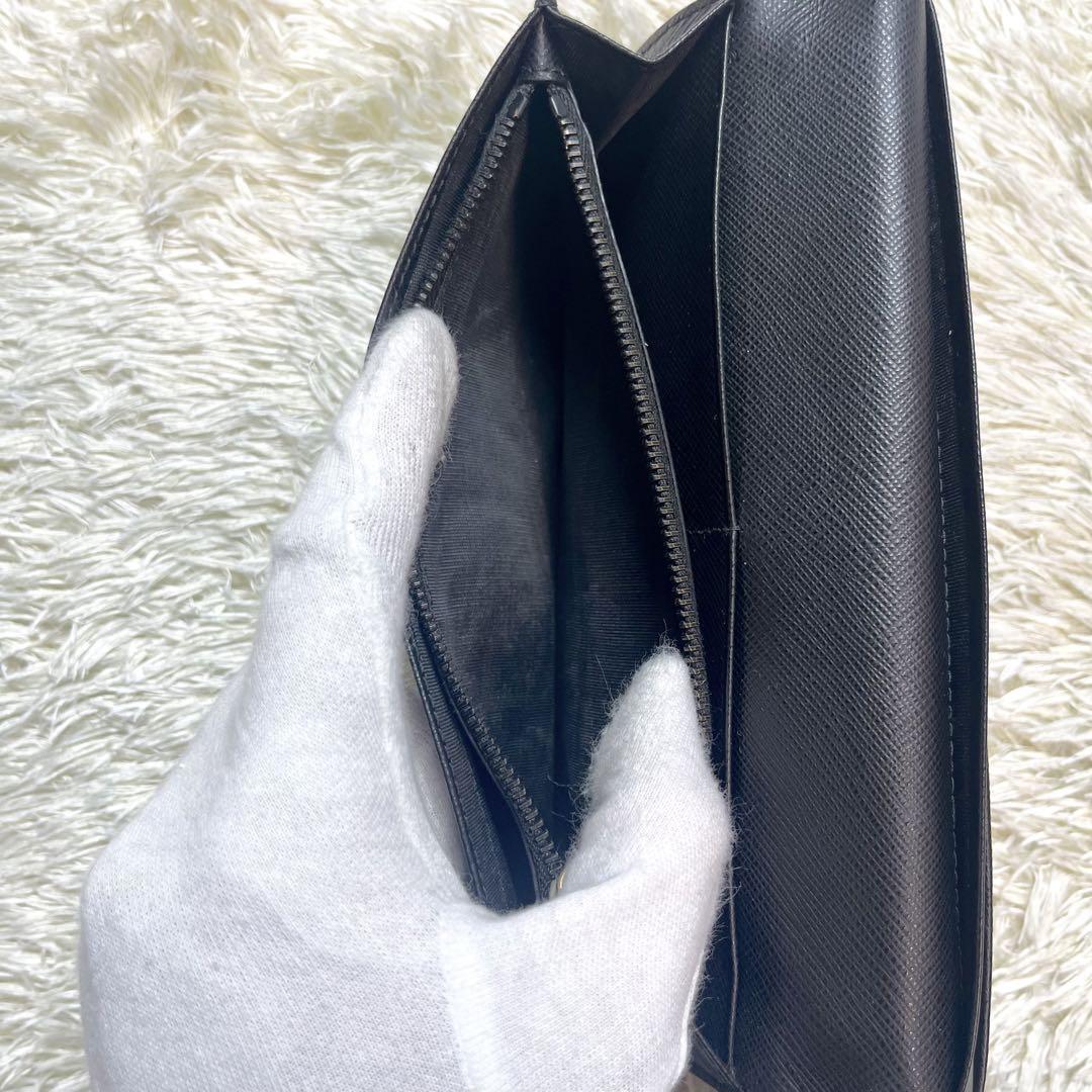 極美品】PRADA プラダ 長財布 折りたたみ サフィアーノ ブラック ロゴ