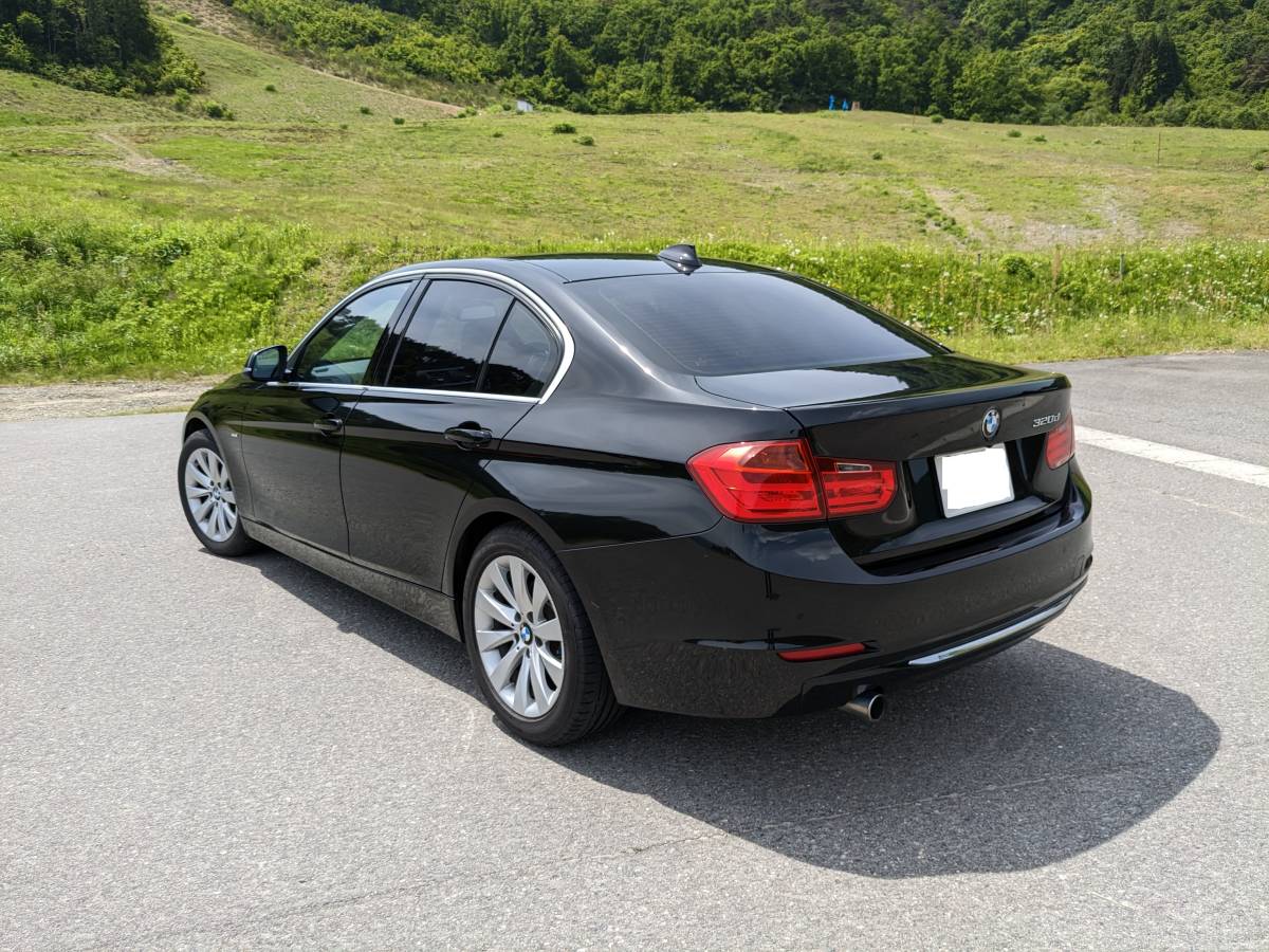 BMW F30 320d Luxury 8AT 車検とりたて 夏冬タイヤ付 すぐ乗れます 総額40万円スタート!!の画像2