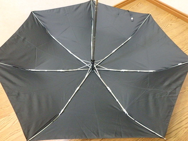 s305k　折りたたみ傘　雨傘　黒　無地　ワンタッチ傘　自動開閉傘　メンズ　男性用　雨具　中古_画像3