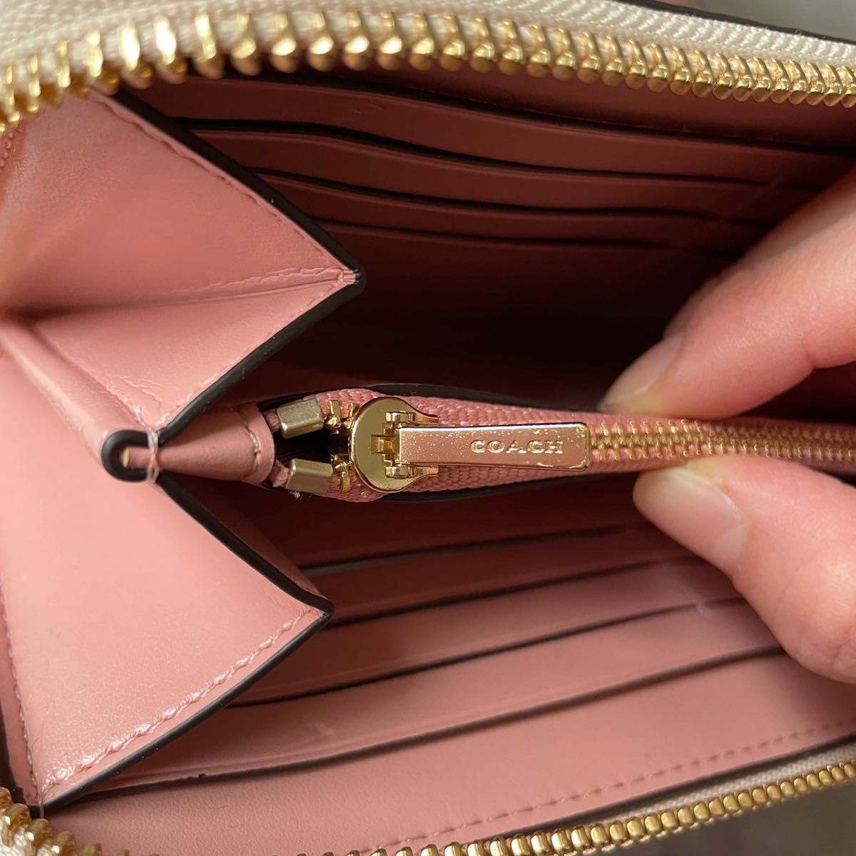 限定価格】COACH コーチ 長財布 ピンク 花柄 ロング レディース 限定価格】COACH コーチ 長財布 ピンク 花柄 ロング レディース