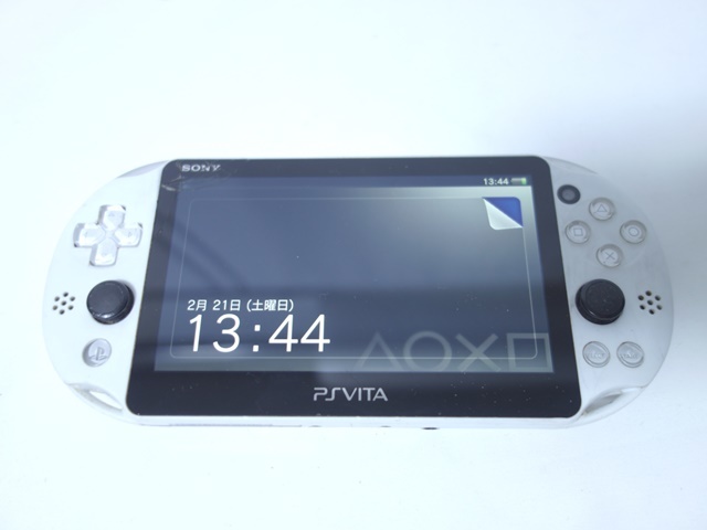 Yahoo!オークション - PS Vita PCH-2000 グレイシャーホワイト S...