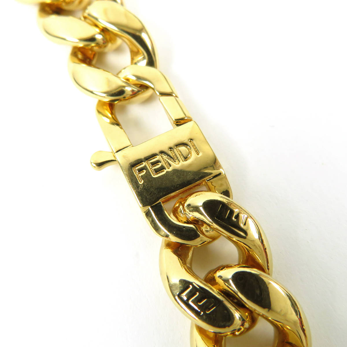 極美品 FENDI フェンディ 喜平チェーン FFロゴ ネックレス 極美品 FENDI フェンディ 喜平チェーン FFロゴ ネックレス