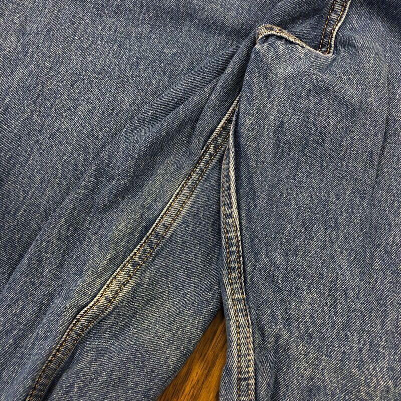 【EE015】Levi's 550 W42 L32 大きいサイズ ビッグサイズ ジーンズ ジーパン デニムパンツ メンズブランド古着 リーバイス550 送料無料_画像9