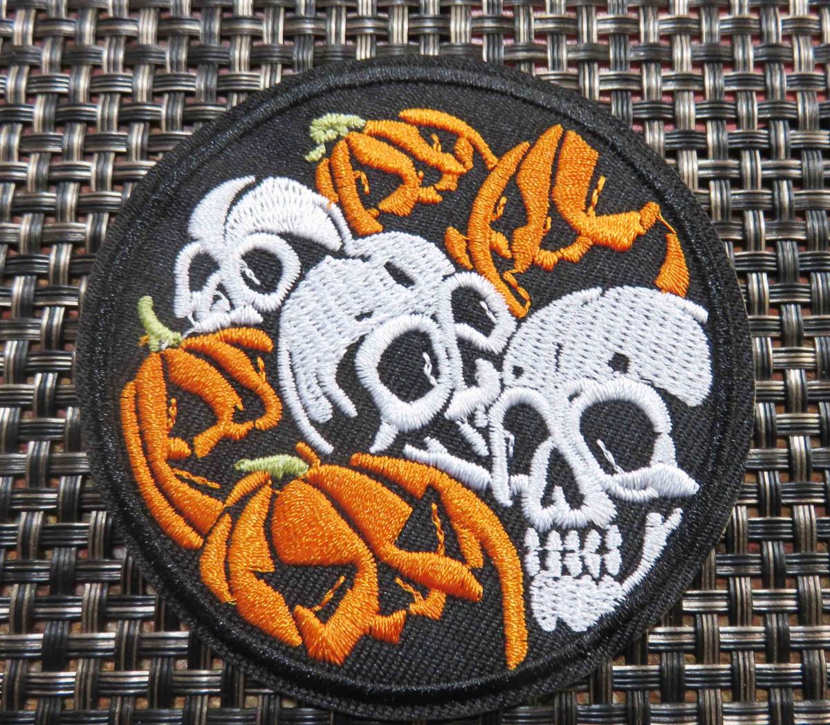 黒円型　南瓜髑髏◆新品どくろ　ドクロ　ハロウィン　ハロウィーンHalloween刺繍ワッペン激渋■サバゲー　ミリタリー■ファッション衣服DIY