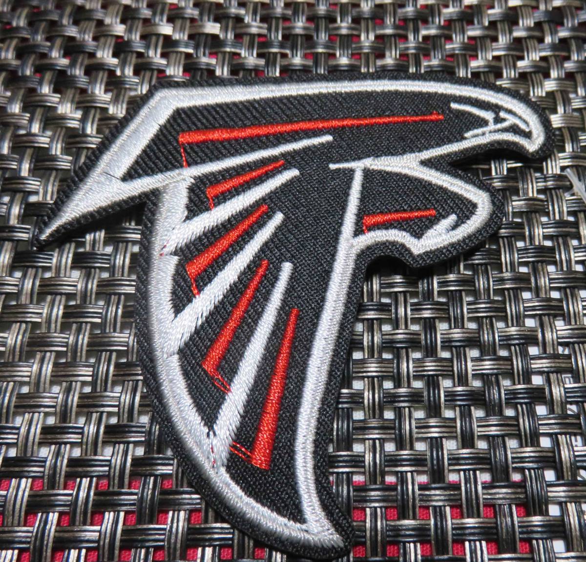 黒赤AF隼◆新品NFLアトランタ・ファルコンズ Atlanta Falcons 刺繍ワッペン■激渋◆アメリカ◎アメフト　アメリカンフットボール◆衣服DIY_画像1