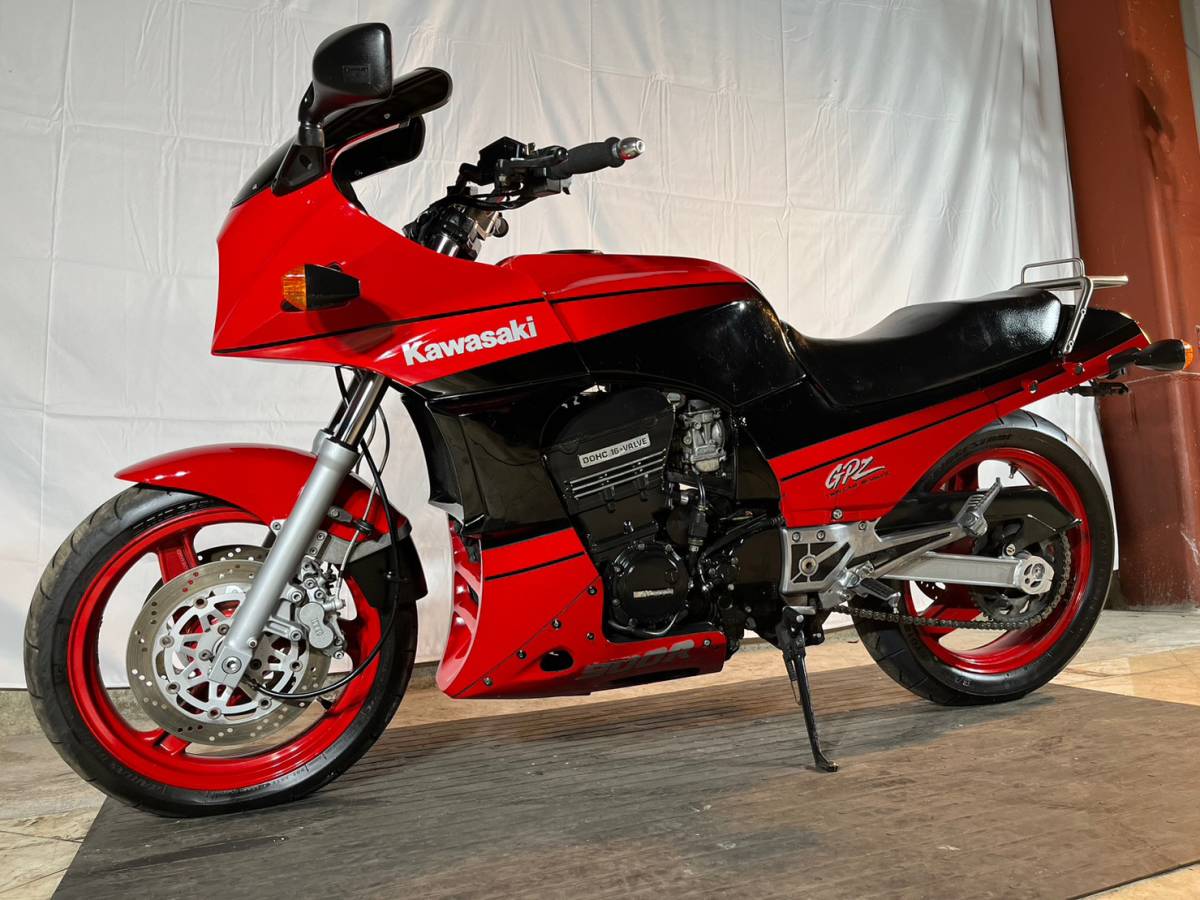 美品⭐︎gpz750r 900r シート カワサキ トップガン 美品⭐︎gpz750r 900r シート カワサキ トップガン(カワサキ