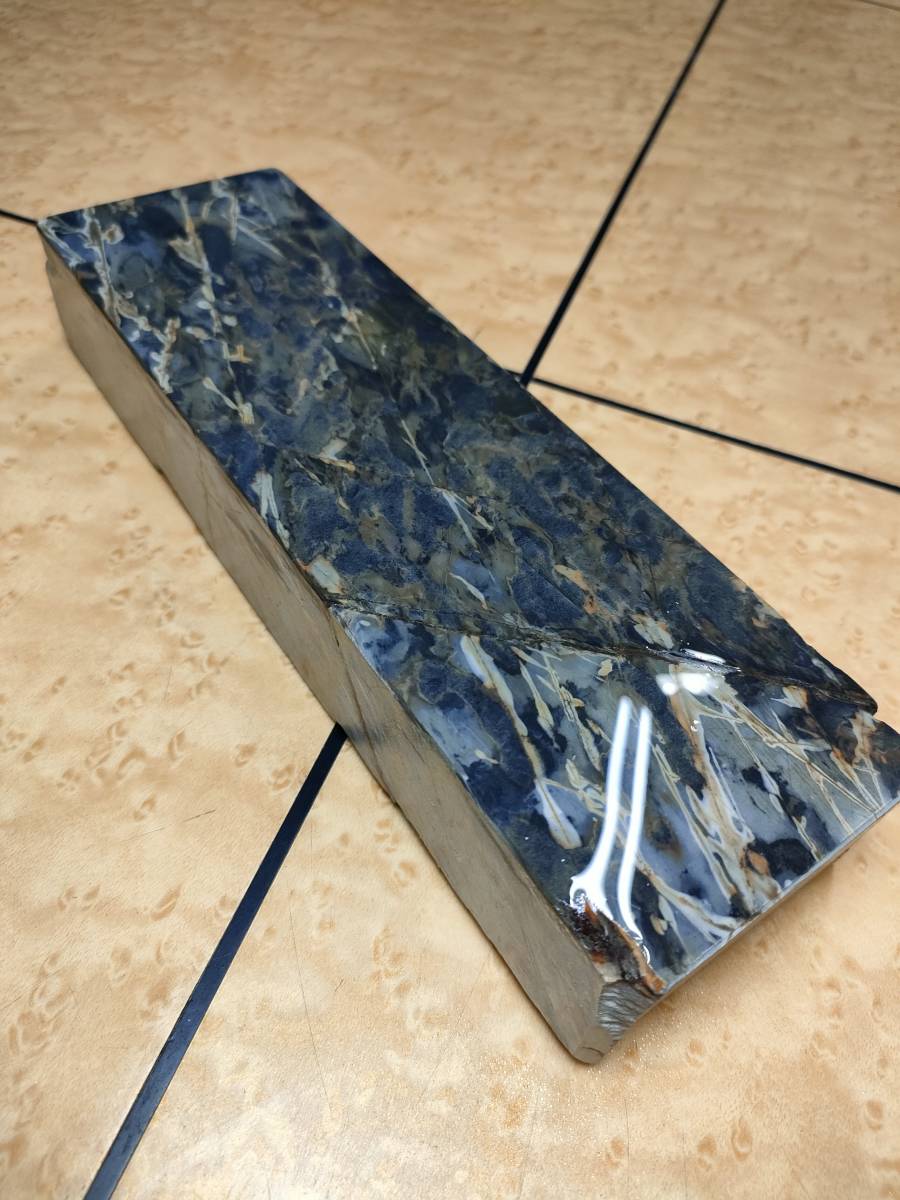 天然砥石 正本山 中山 戸前 青からす 当時物 蔵出し 240x75x40 天然砥石 正本山 中山 戸前 青からす 当時物 蔵出し 240x75x40