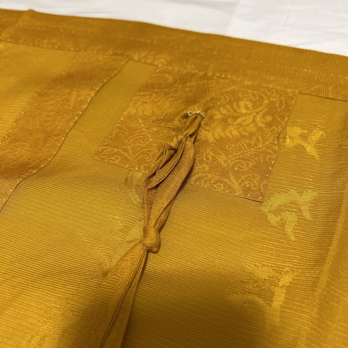 美品【光明真言七条袈裟】【如法衣】木蘭 正絹 法要 葬儀 仏具 美品【光明真言七条袈裟】【如法衣】木蘭 正絹 法要 葬儀 仏具