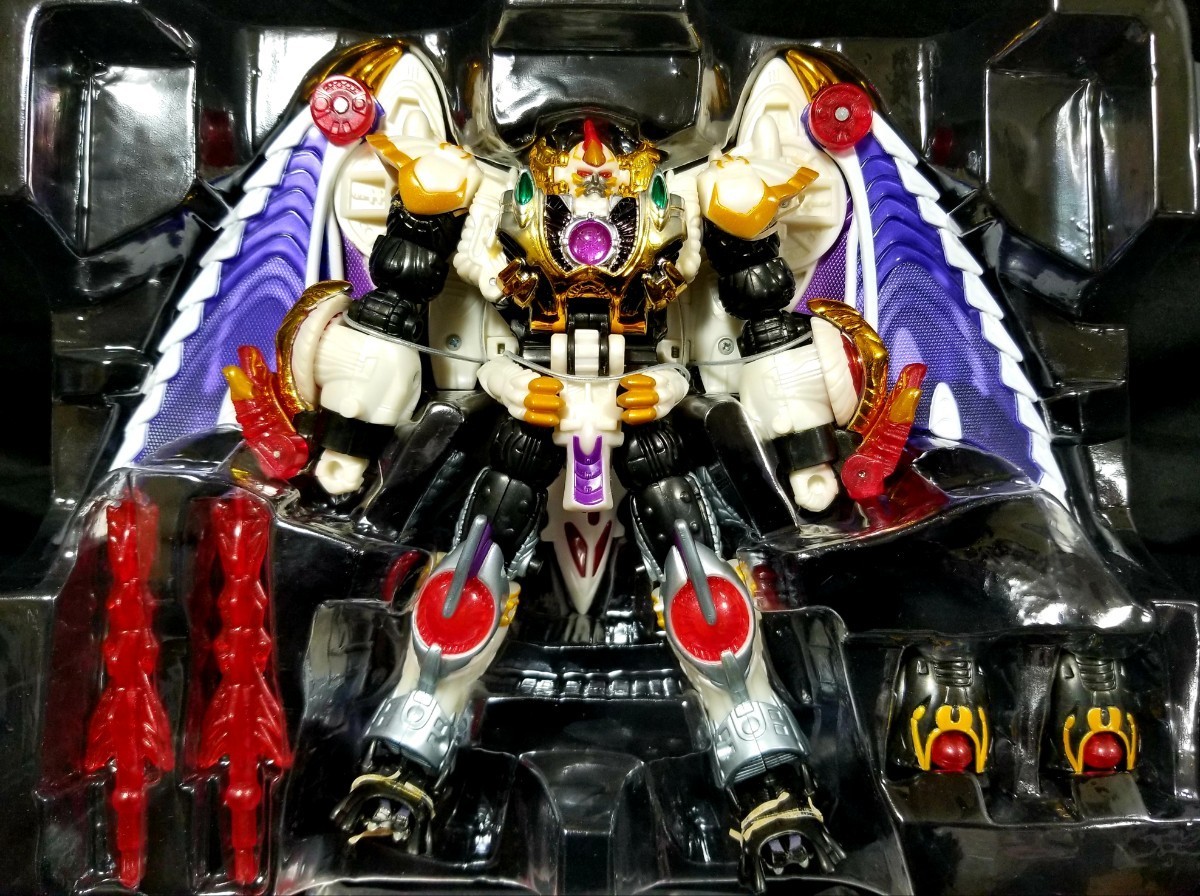 トランスフォーマー・カーロボット D-013 デストロンガー 究極破壊神