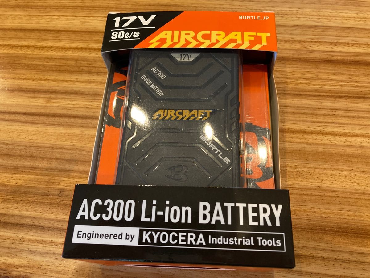 トイガン AIRCRAFT AC300 Li-ion Battery 17V トイガン AIRCRAFT AC300 Li-ion Battery 17V AC300 Li-ion BATTERY