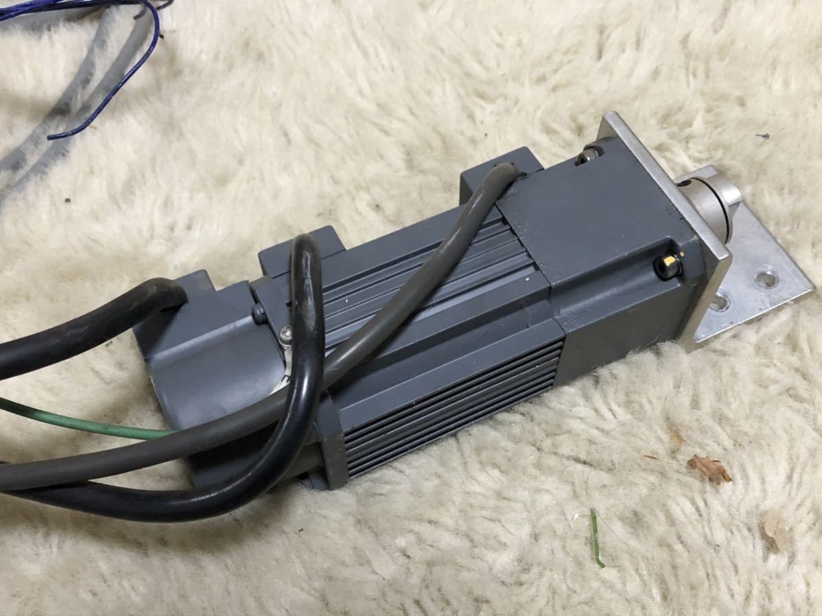 超安い MITSUBISHI ACサーボモーター HA-FE13B ACサーボドライバー MR