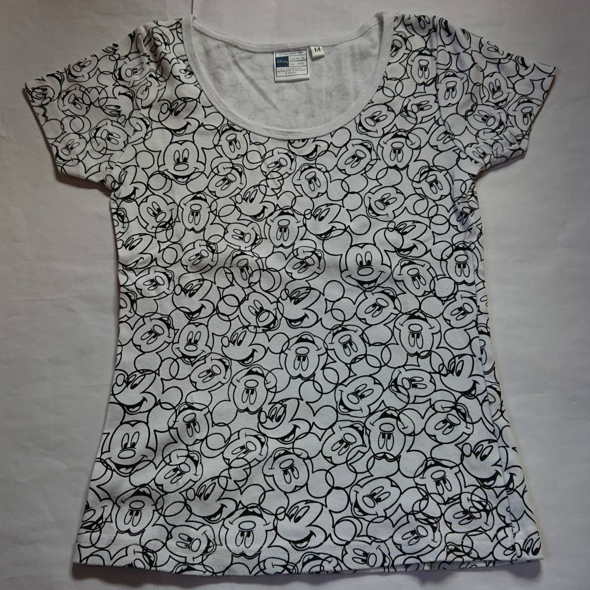 ミッキーマウス Tシャツ Ｍ 総柄 白地 綿１００% 可愛い コレクション ハンドメイド_画像1