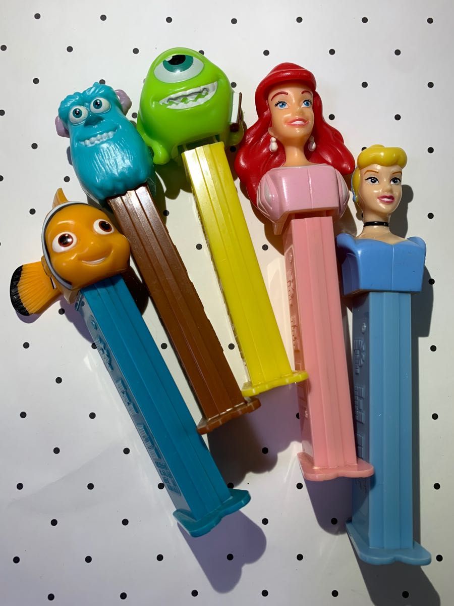 ペッズ　PEZ ディズニー　モンスターズインク　プリンセス　アリエル　シンデレラ　ニモ　マイク　サリーまとめて