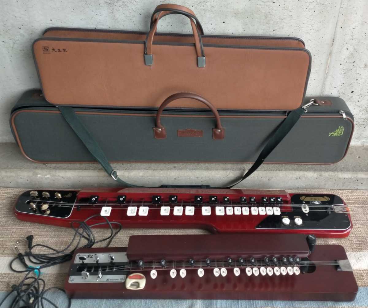  used beautiful goods / SUZUKI Suzuki / electric Taisho koto / Alto orchid Alto Ran / pine / 2 point set with electric sound out has confirmed code * case attaching 