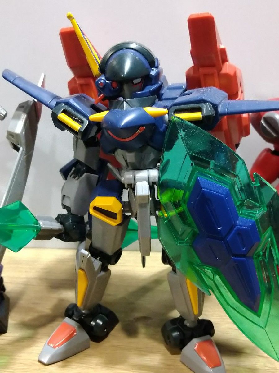 ダンボール戦機 LBXプラモデル 4体&武器セット|Yahoo!フリマ ダンボール戦機 LBXプラモデル 4体&武器セット|Yahoo!フリマ