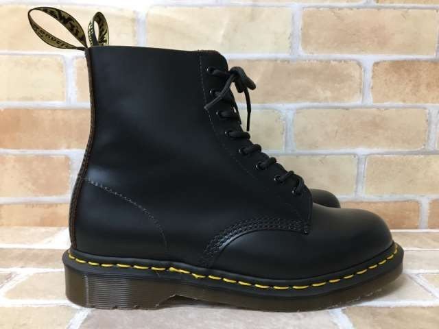 イングランド製 箱、袋アリ Dr.Martens ドクターマーチン レザーブーツ 8ホール 1460 レースアップ ブラック系 UK8 33783866＃4_画像5