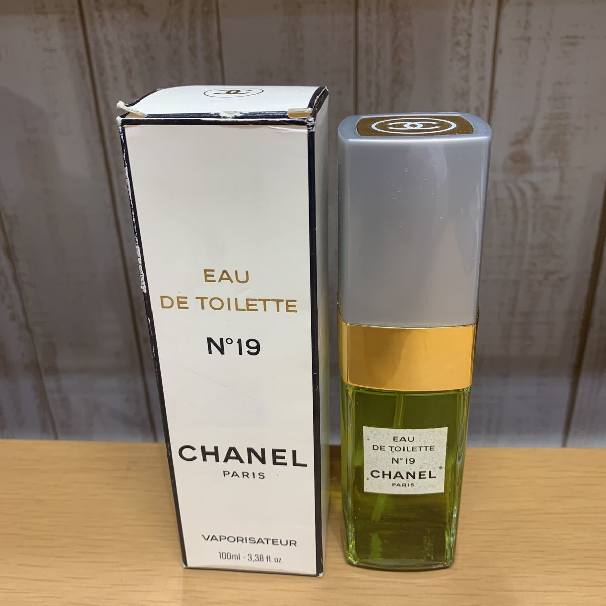 100ml 未使用 シャネル 香水 NO.19 EAU DE TOILETTE オードトワレ