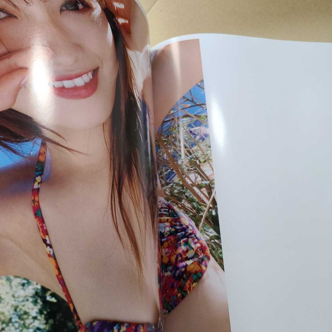 守屋茜 ファースト写真集 潜在意識　初版帯付きポストカードなし 欅坂46 _画像10