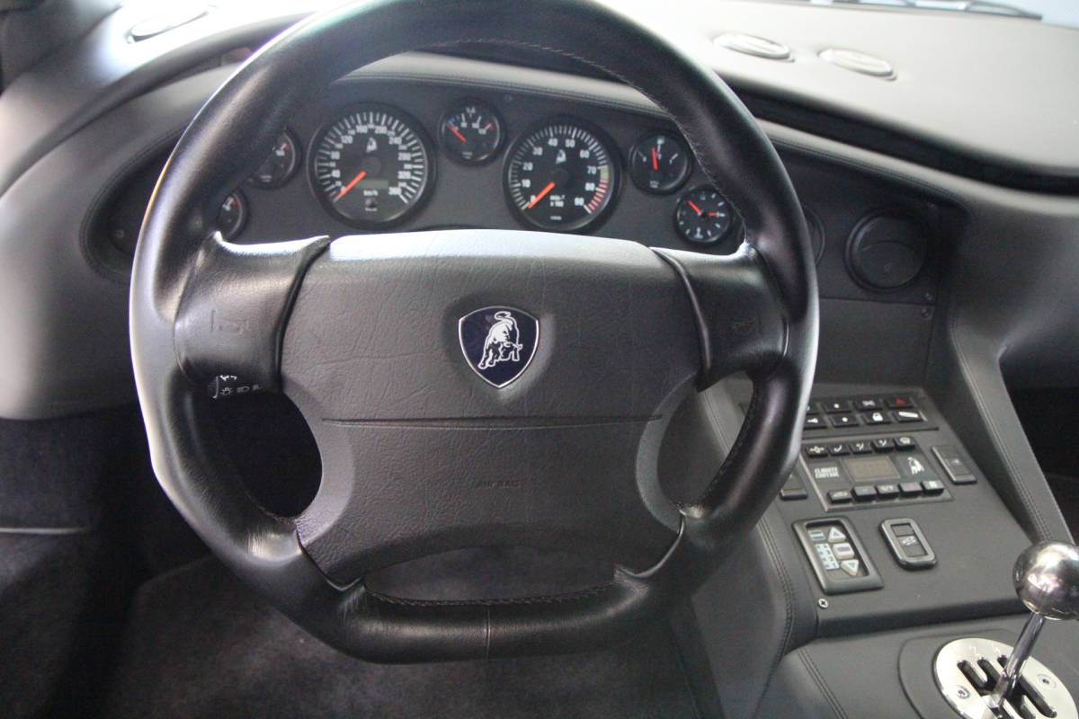 * rare car Lamborghini Diablo SV real mileage :10,500 kilo interior trim change ending *