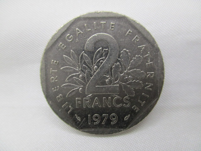 【外国銭】フランス 2フラン 1979年 詳細不明 コイン 硬貨 1枚の画像1