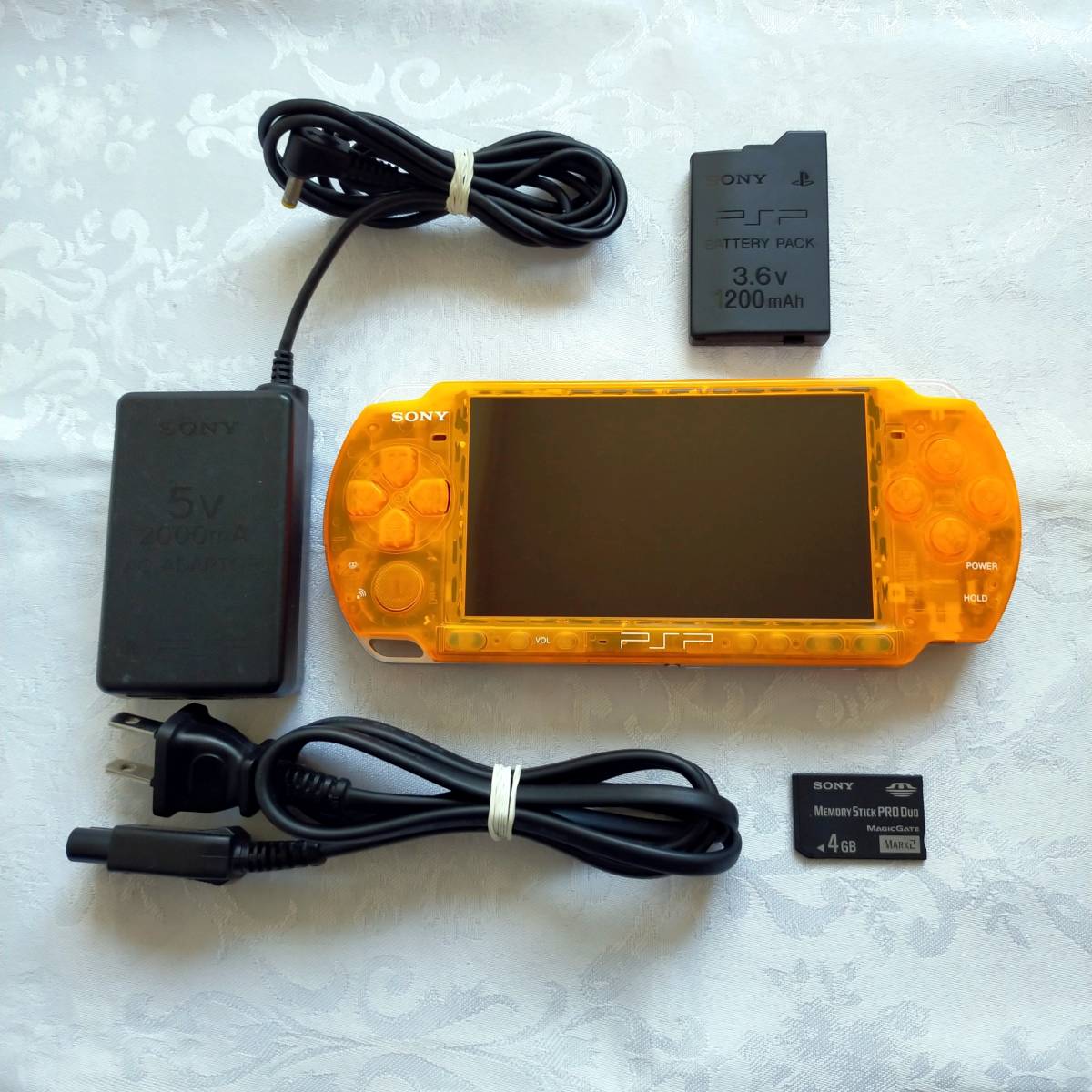 【美品】【カスタム】PSP 3000 すぐ遊べるセット(クリアオレンジ)