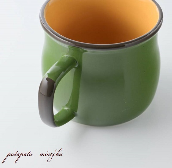 塗り分け グリーン&イエロー マグ 4点セット ホーロー風 マグカップ 磁器 陶器 パタミン カフェ 店舗什器_画像4