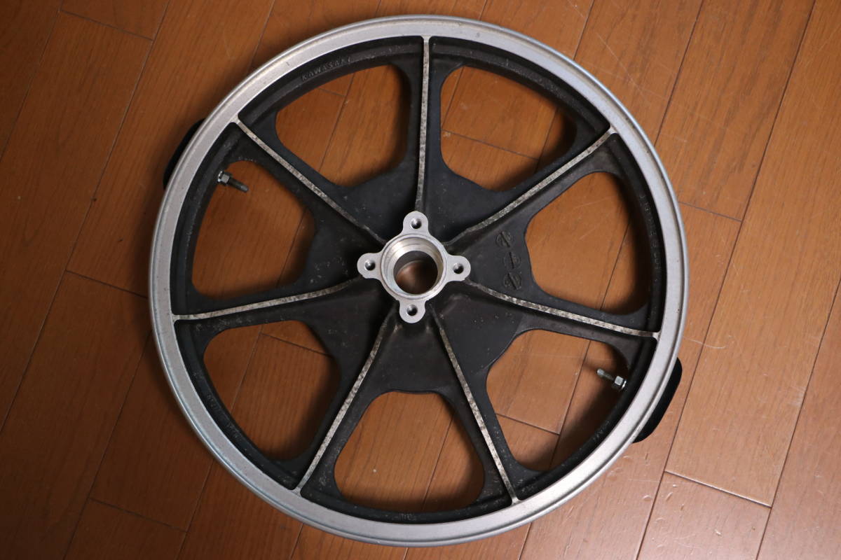 Z750FX 純正 リアホイール 18×2 15 中古 Z1000MK2 Z1-R2 KZ1000 Z750FX 純正 リアホイール 18×2 15 中古 Z1000MK2 Z1-R2 KZ1000