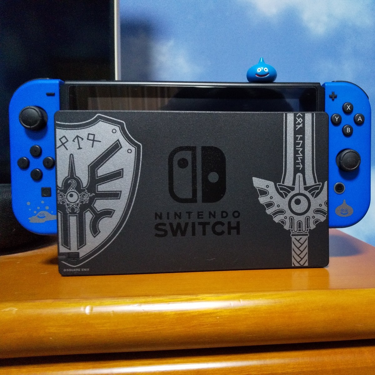 美品!Nintendo Switch ドラゴンクエストXI S ロトエディション