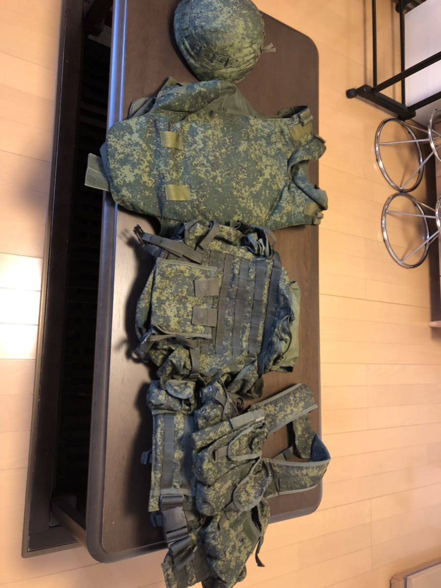 ロシア軍実物 ヘルメット ボディアーマー タクティカルベスト バック