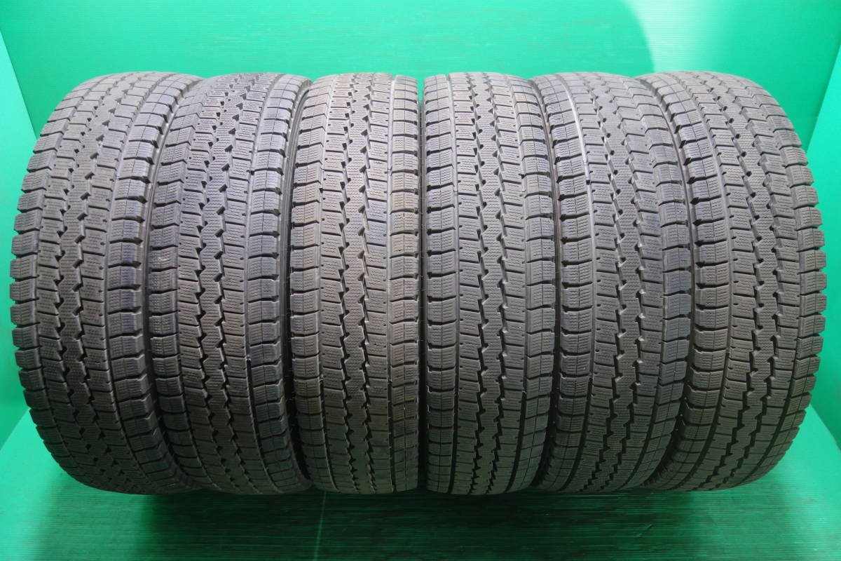 K1371-19 送料無料 205/80R17.5 120/118L スタッドレスタイヤ 冬 LT 6本セット ダンロップ WINTER MAXX LT03 8分山 溝たっぷり 2019年製_画像1