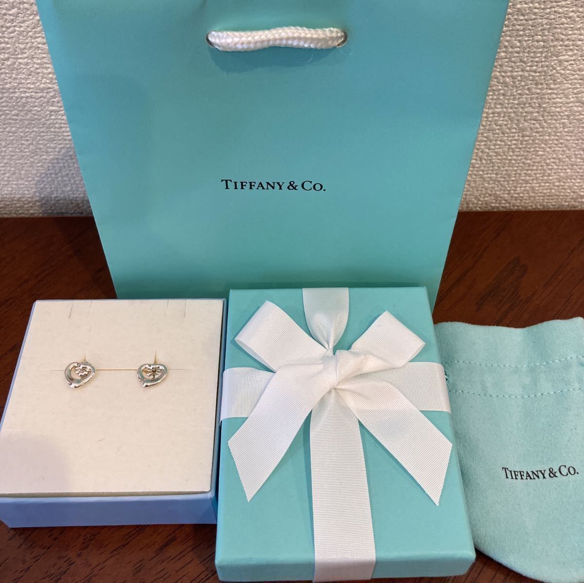 新品 正規品 ティファニー tiffany&co ピアス オープンハートシルバー