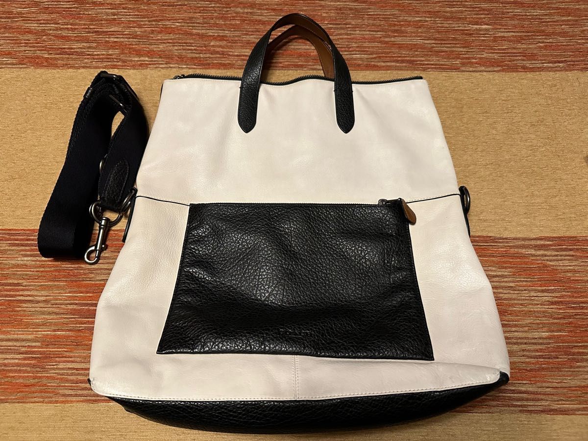 状態良好 Coach バッグ ブラック ホワイト-