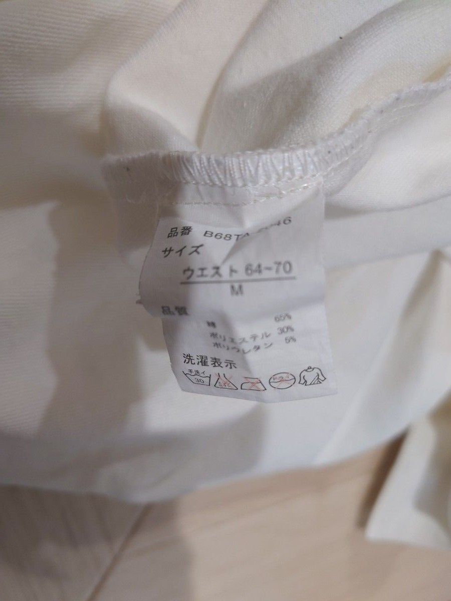 【777円均一】22.バックリボン　ホワイトデニム　ショートスカート　Mサイズ