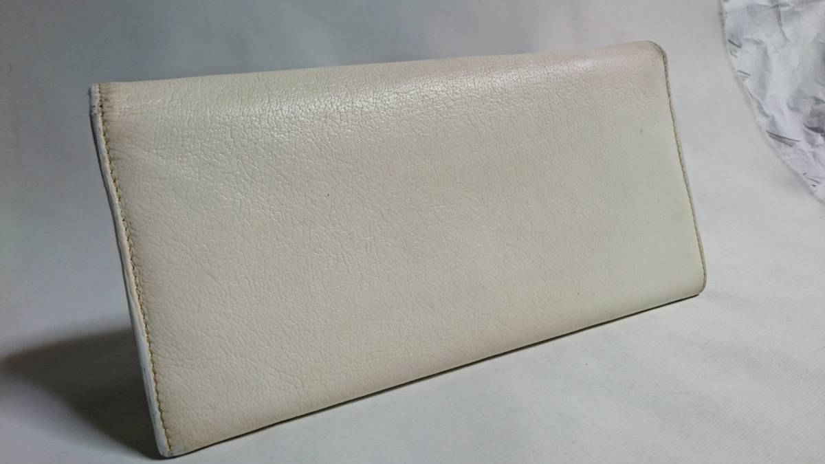  regular good hard-to-find! Cartier Cartier maru contrabass 2C Logo long wallet white change purse . have white × Gold punching brand emblem man and woman use possible 