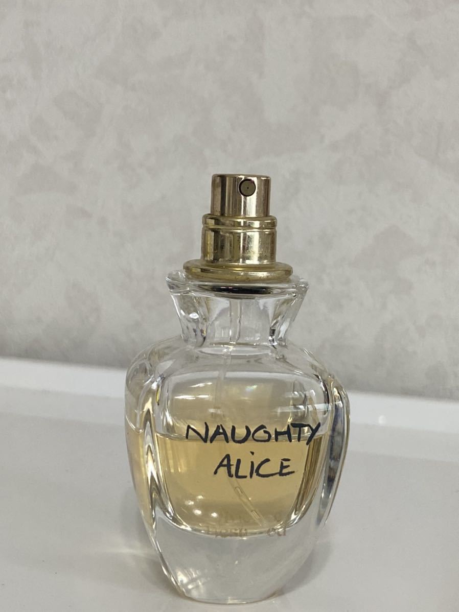 Vivienne Westwood Naugty Alice Vivien Westwood Aud Parfum Note Alice Audis Parfum 30 мл нет кепки