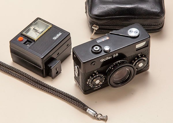 Rollei 35 フイルムカメラ ブラック テッサーT 40mm 初期型 MADE IN