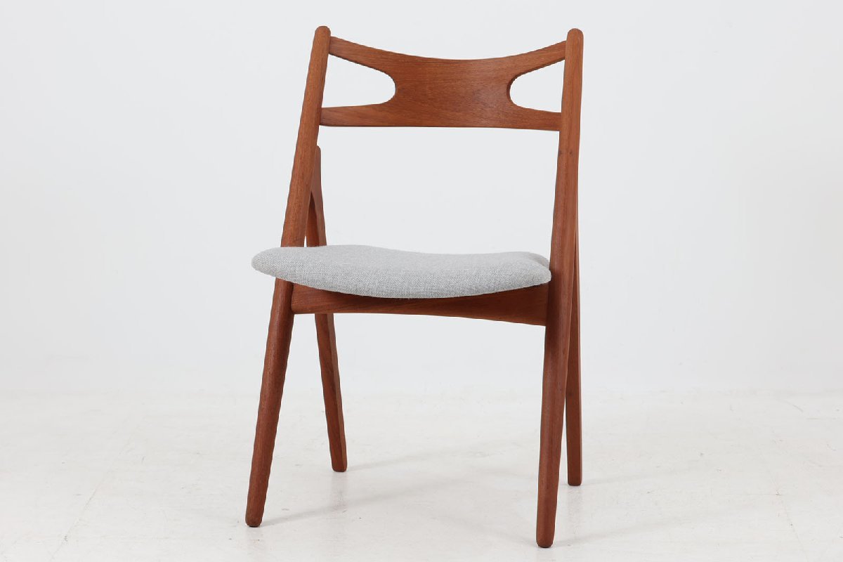 北欧家具ビンテージ　CH29　チーク材　Hans J.Wegner（ハンス・J・ウェグナー）Carl Hansen & Son（カール・ハンセン&サン）_画像1