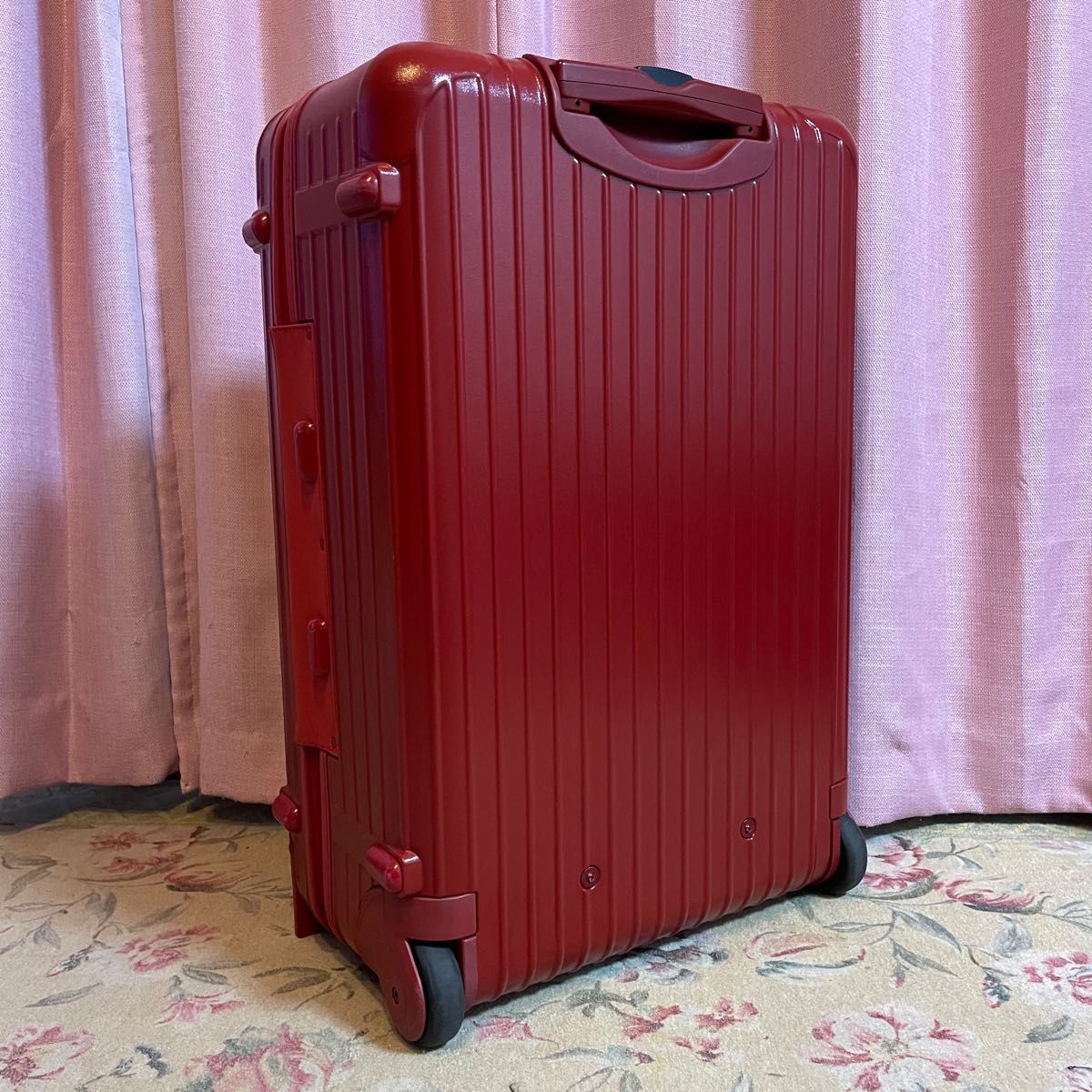 超爆安 rimowa レッド 赤 2輪 サルサ salsa リモワ 旅行用バッグ