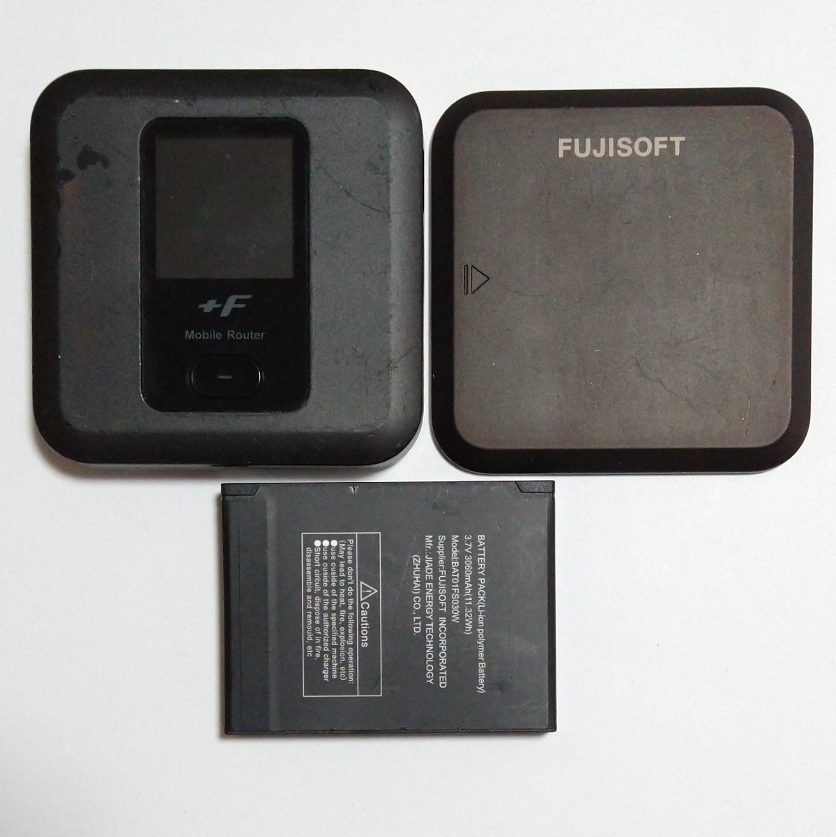 P5 コスパ訴求 富士ソフトのモバイルルータ FS030W 中古の正常稼働品ですの画像3