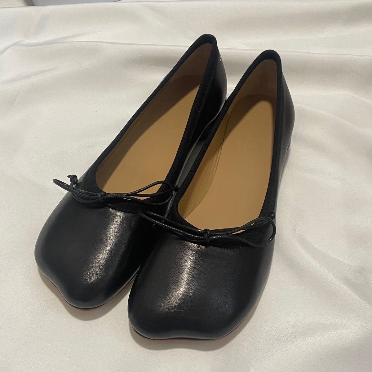 □ MM6 Maison Margiela アナトミック デコルテ バレリーナシューズ