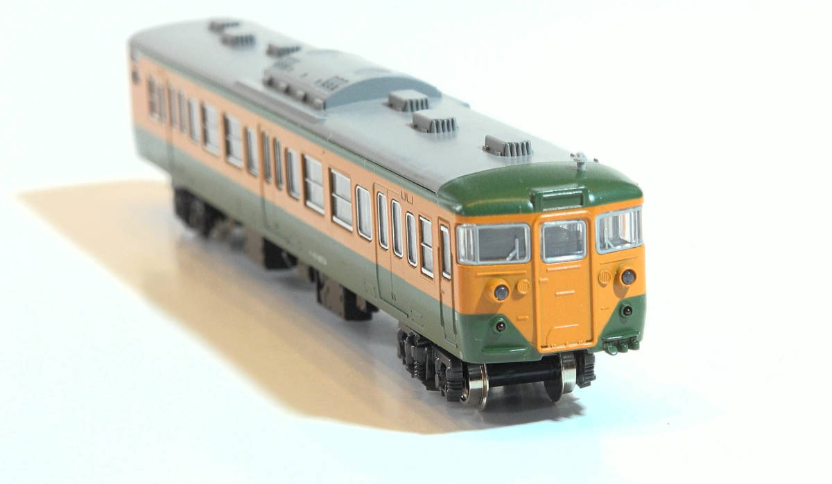 【T24-85】KATO「クハ111‐2000番台 湘南色」ケースなし　113系近郊形電車　中古Nゲージ　ジャンク [F33X11]_画像6