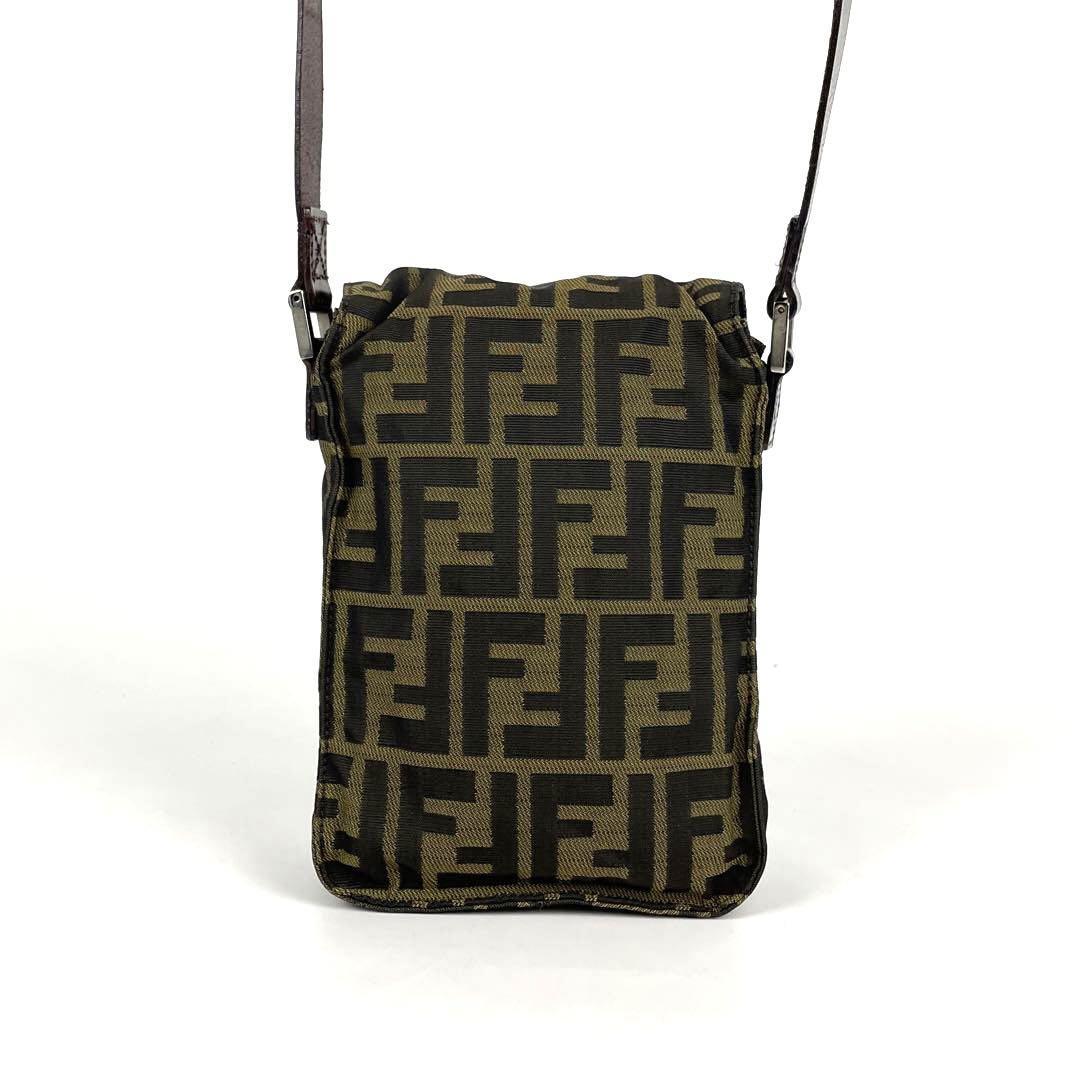 美品 FENDI フェンディ ズッカ柄 ショルダーバッグ FF キャンバス