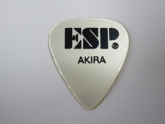 宅配便配送 LOUDNESS 高崎晃 AKIRA TAKASAKI ギター ピック エレキ