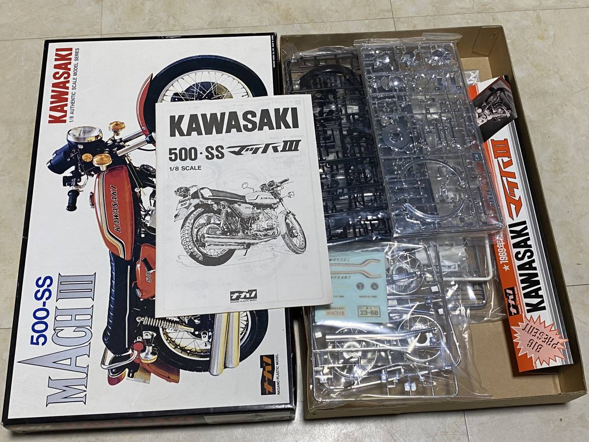 ナガノ 1/8 カワサキ 500-SS マッハⅢ 未組立 KAWASAKI 500-SS MACHⅢの画像2