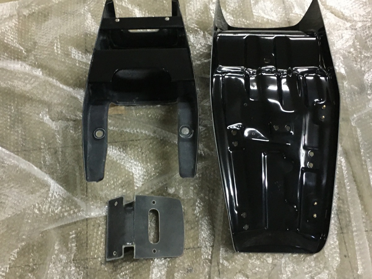 Sản phẩm カワサキ KZ系 テールコンバージョンキット パワービルダー