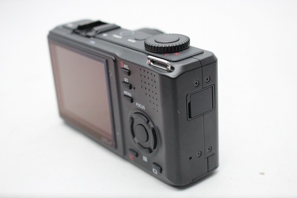 良品【SIGMA シグマ】DP1 Merrill コンパクトデジタルカメラ