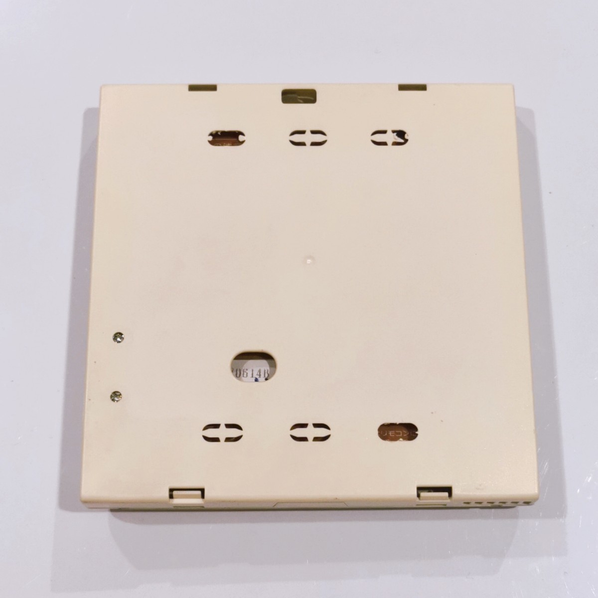 2☆SANYO/サンヨー エアコン用リモコン RCS-WR3B(K)☆裏蓋無 2☆SANYO/サンヨー エアコン用リモコン RCS-WR3B(K)☆裏蓋無