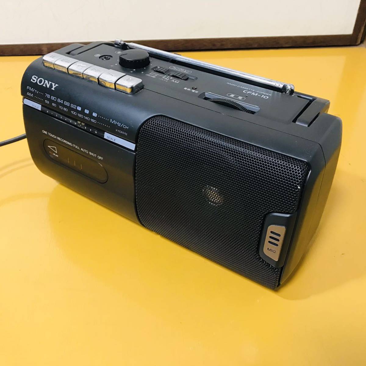 ソニー SONY ラジカセ CFM-10 ラジオ カセット 2003 年製 ブラックの画像2