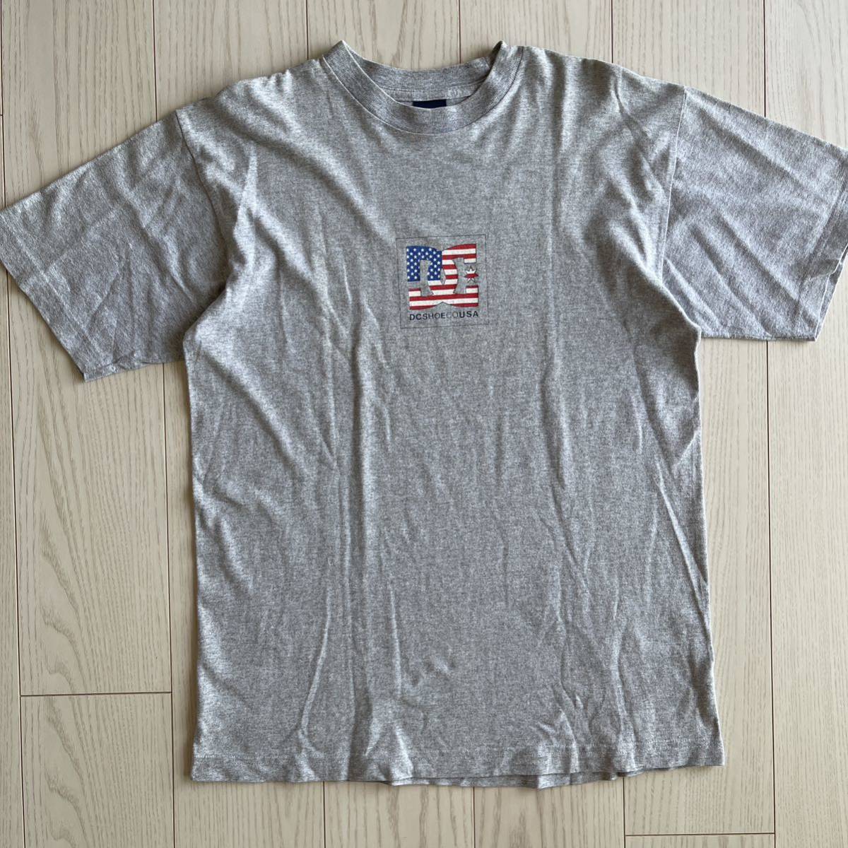 O10-140 DC ディーシー　アメリカ　星条旗　半袖Tシャツ　プリント_画像1